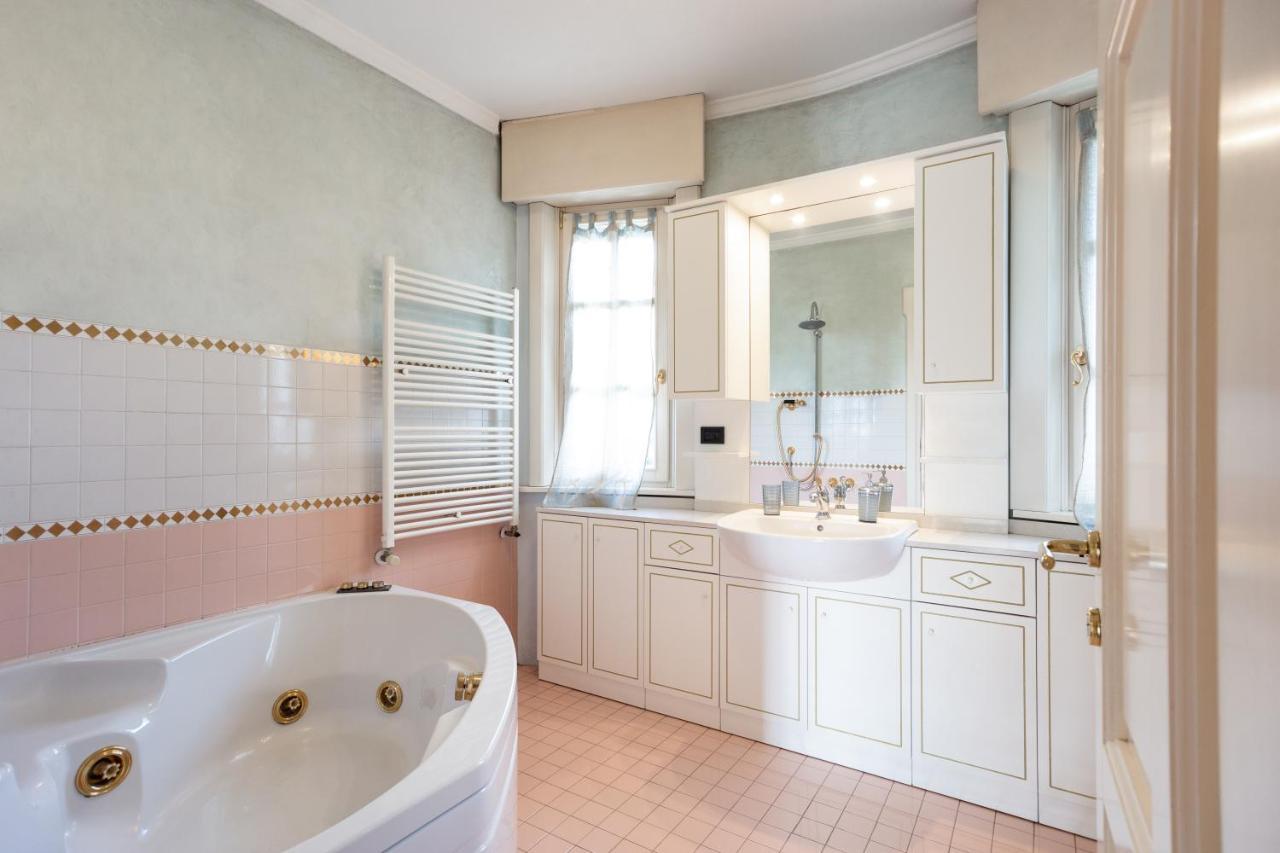 White House Apartman Lainate Kültér fotó