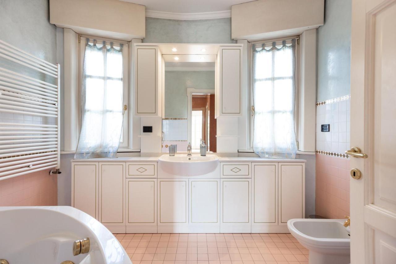 White House Apartman Lainate Kültér fotó