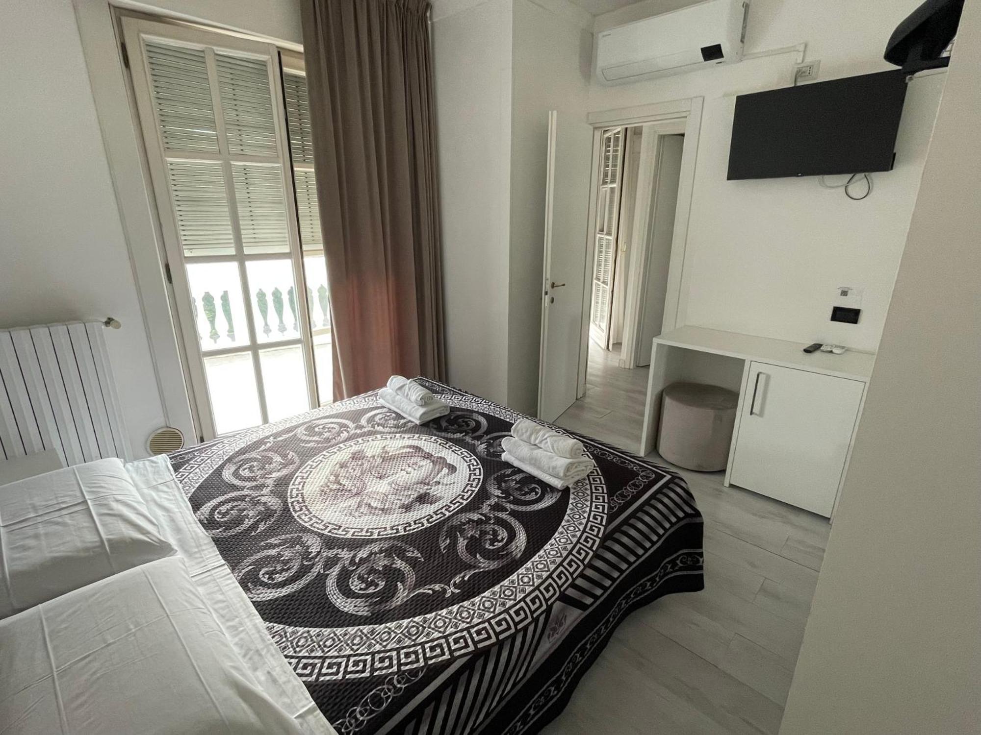 White House Apartman Lainate Kültér fotó